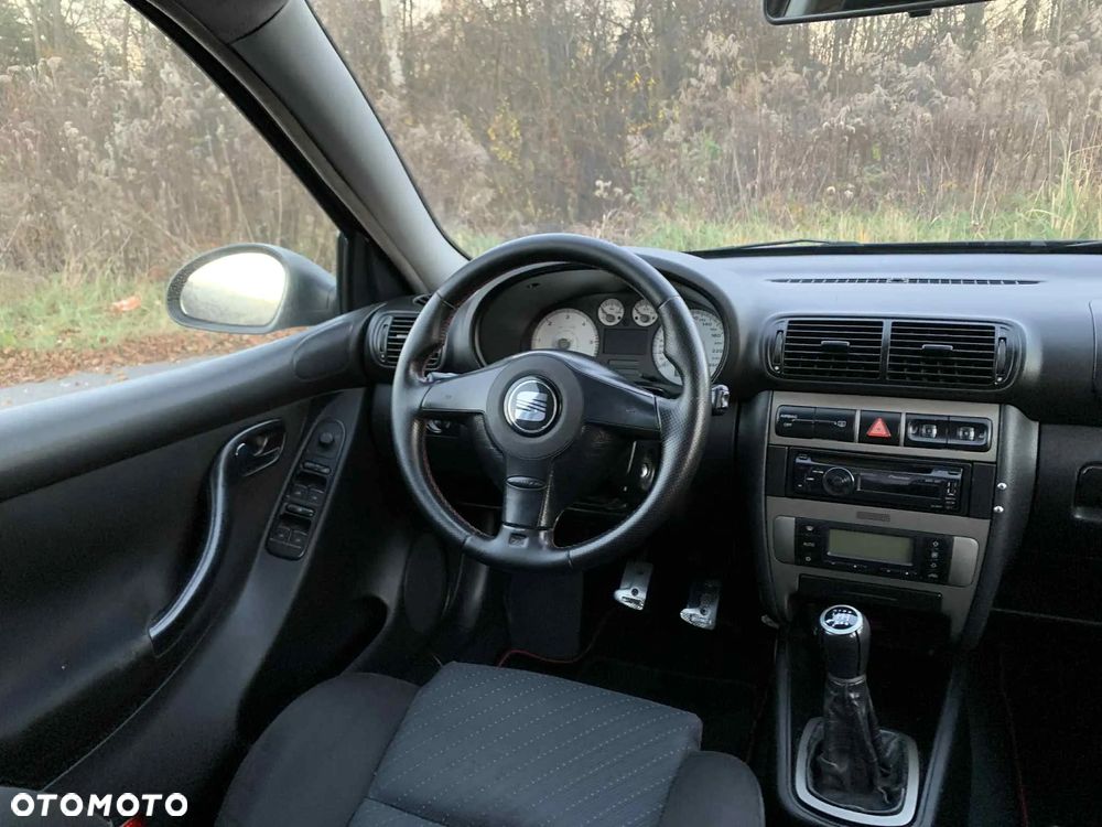 Seat Leon 1.9 TDI 150 Sport - 17