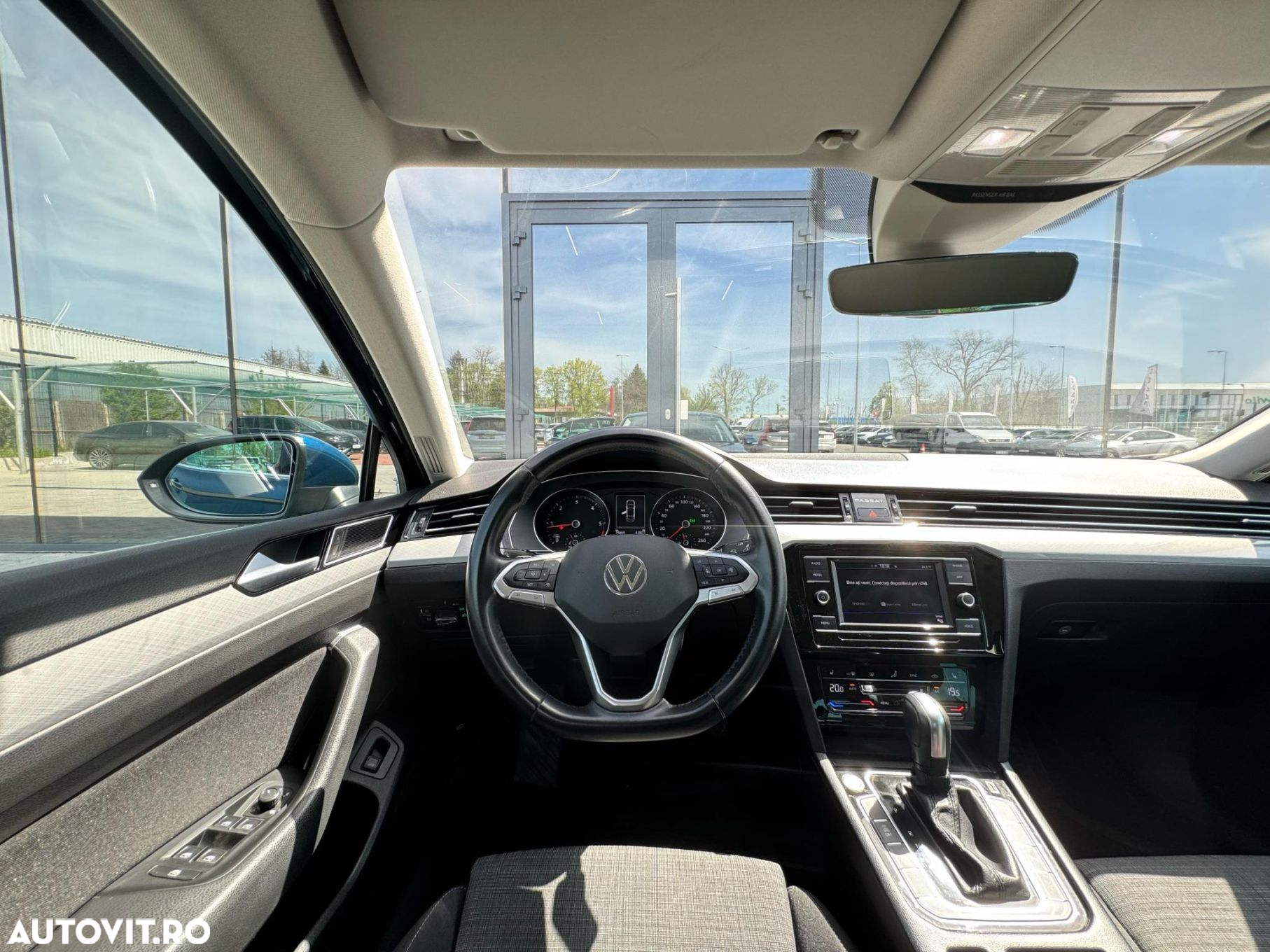 Volkswagen Passat 2.0 TDI DSG Comfortline - 11
