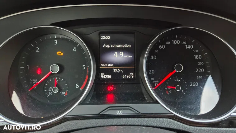 Volkswagen Passat 2.0 TDI Comfortline - 4