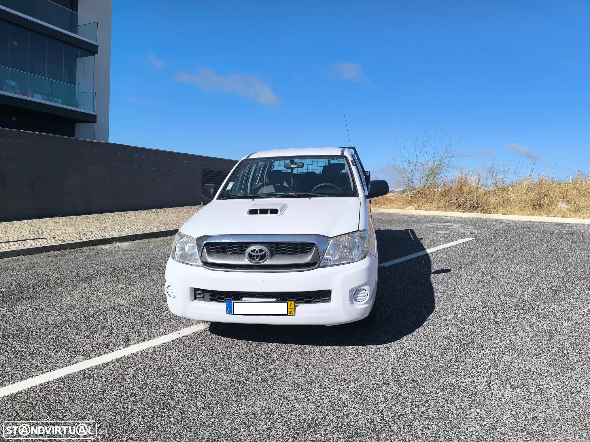 Toyota Hilux 2.5 D-4D 2WD CD AC - 2