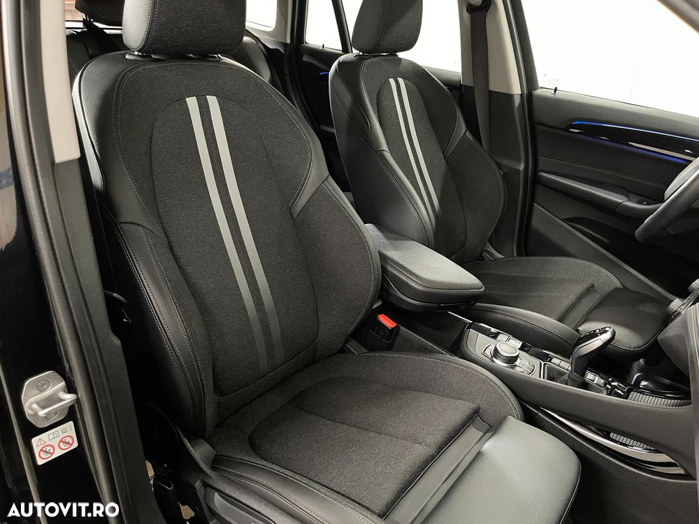 BMW X1 xDrive20i AT - 11