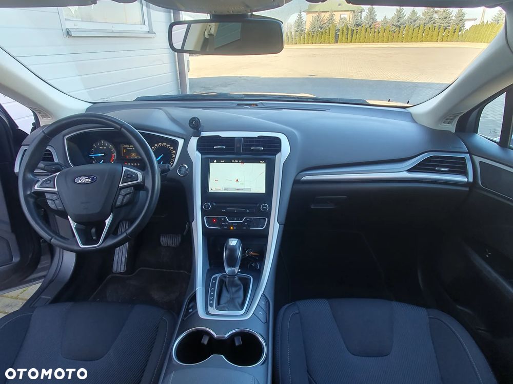 Ford Mondeo - 31