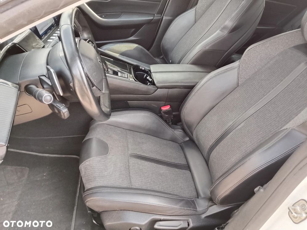 Peugeot 508 BlueHDi 130 EAT8 Allure - 11