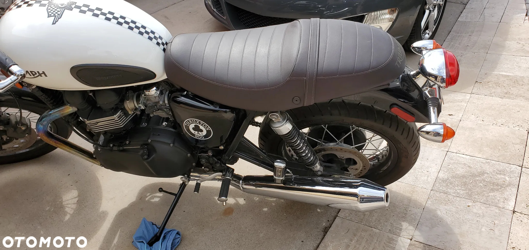Triumph Thruxton - 2