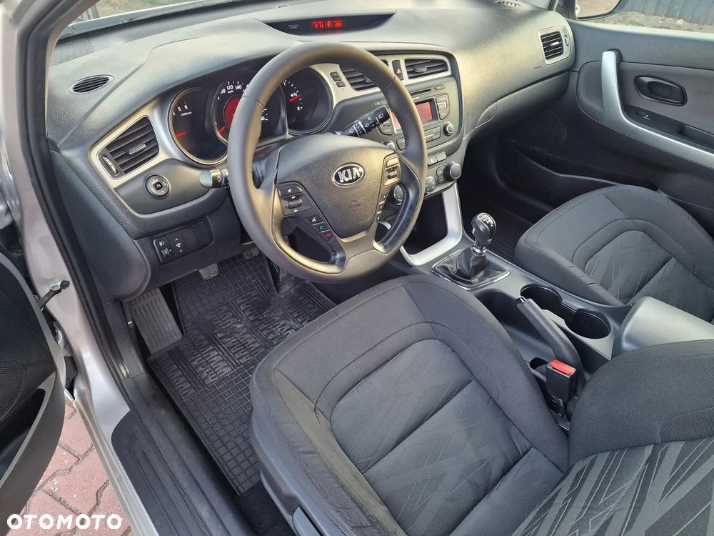 Kia Ceed 1.6 CRDi M - 7