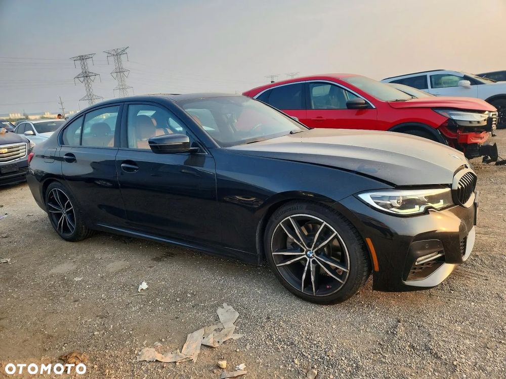 BMW Seria 3 330i xDrive Edition M Sport Shadow - 1
