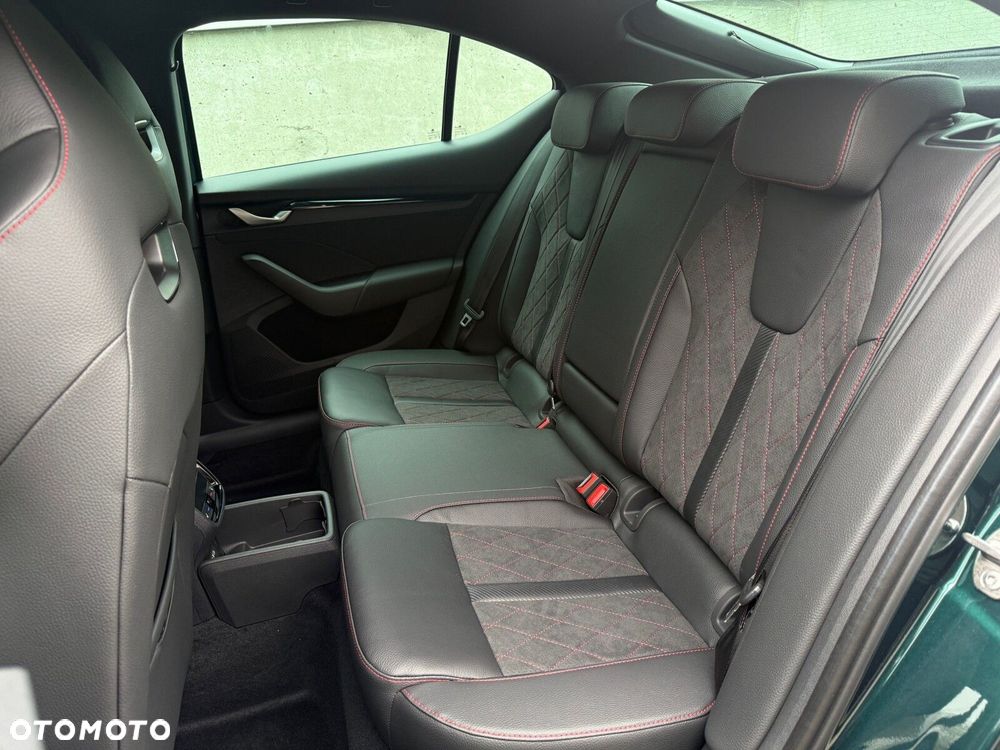 Skoda Octavia 2.0 TSI RS DSG - 13