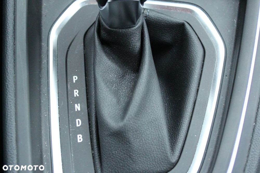 Renault Clio 1.6 E-TECH Intens - 23