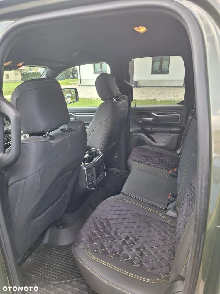 RAM 1500 - 10