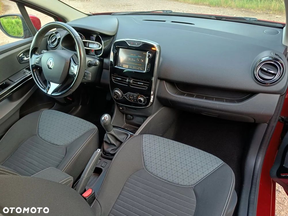 Renault Clio TCe 90 Limited - 23