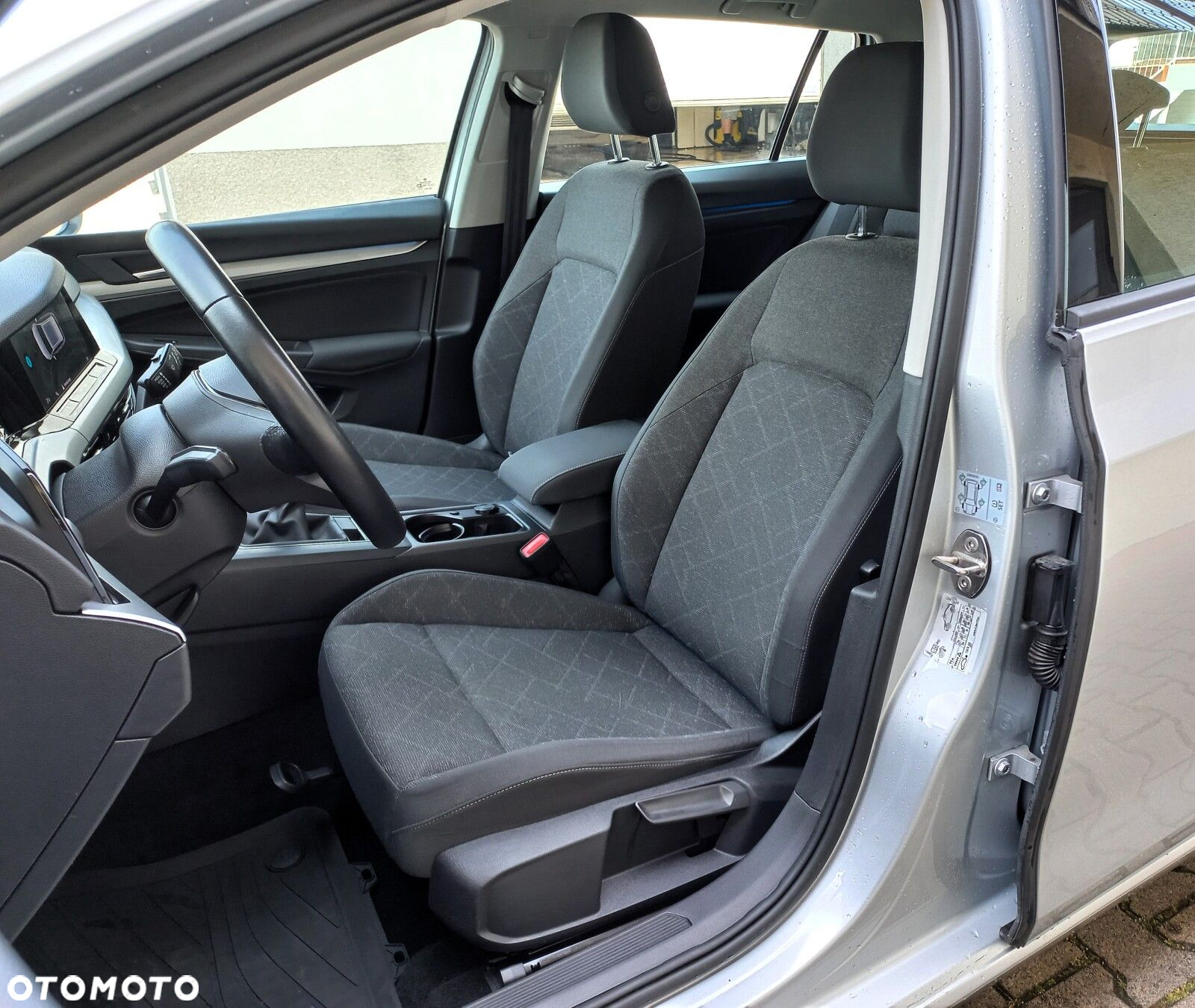 Volkswagen Golf VIII 2.0 TDI Life - 23