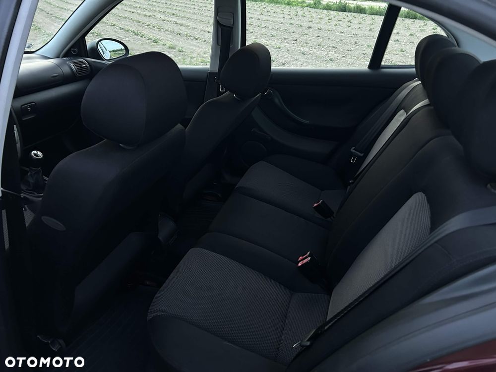Seat Toledo 1.6 Stella - 5