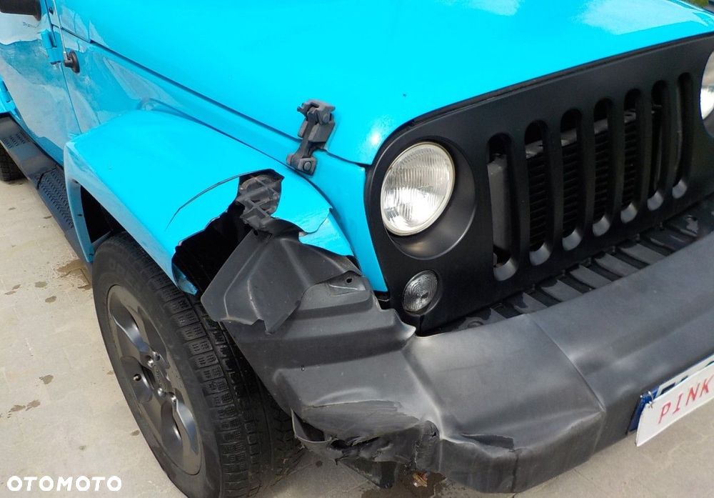Jeep Wrangler 2.8 CRD Unlim Sahara - 3