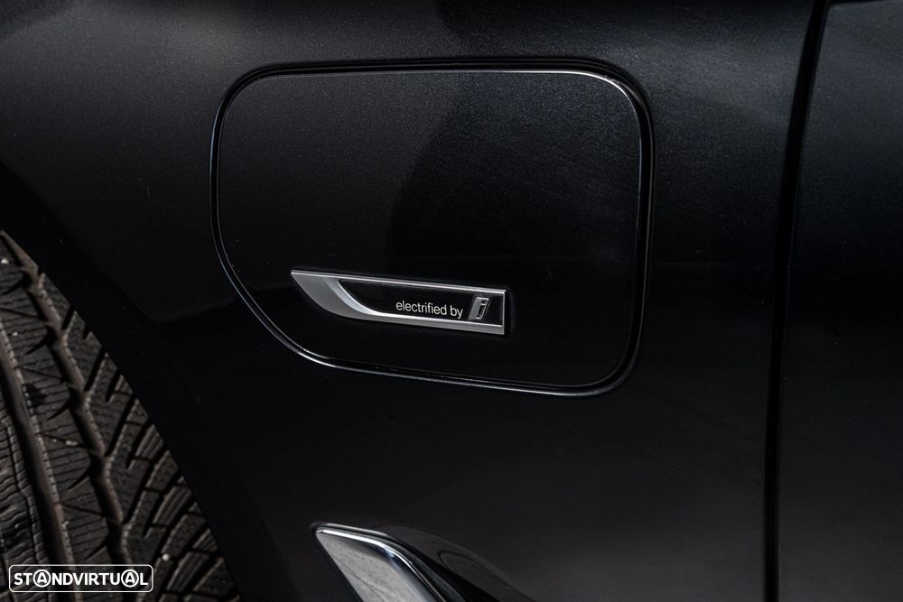 BMW 520 e Line Luxury - 8