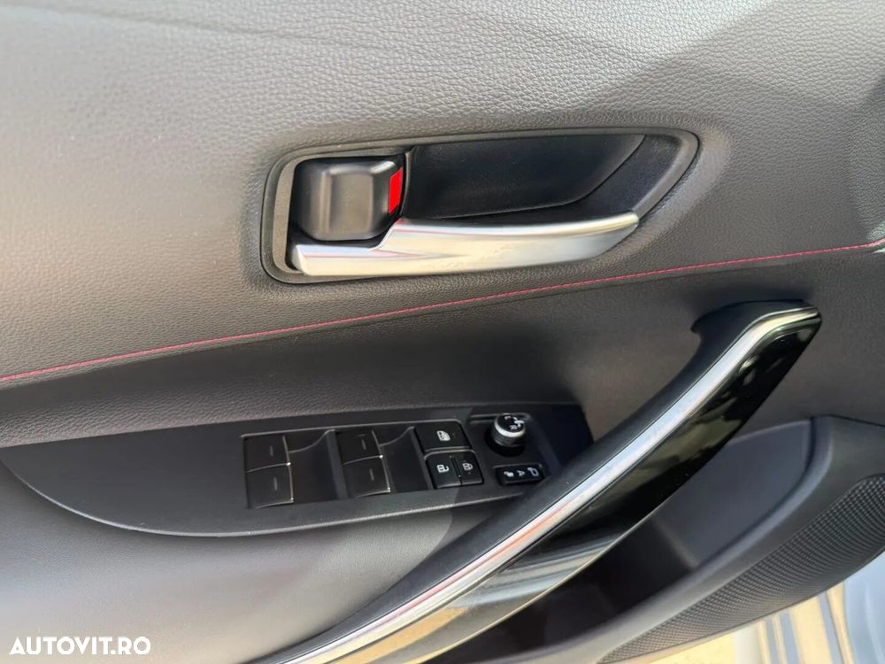 Toyota Corolla 1.8 HSD Exclusive interior Negru - 10
