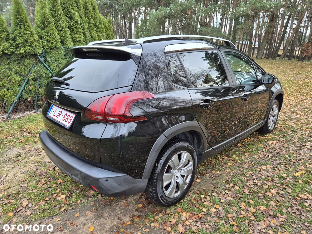 Peugeot 2008 PureTech 82 Signature - 6