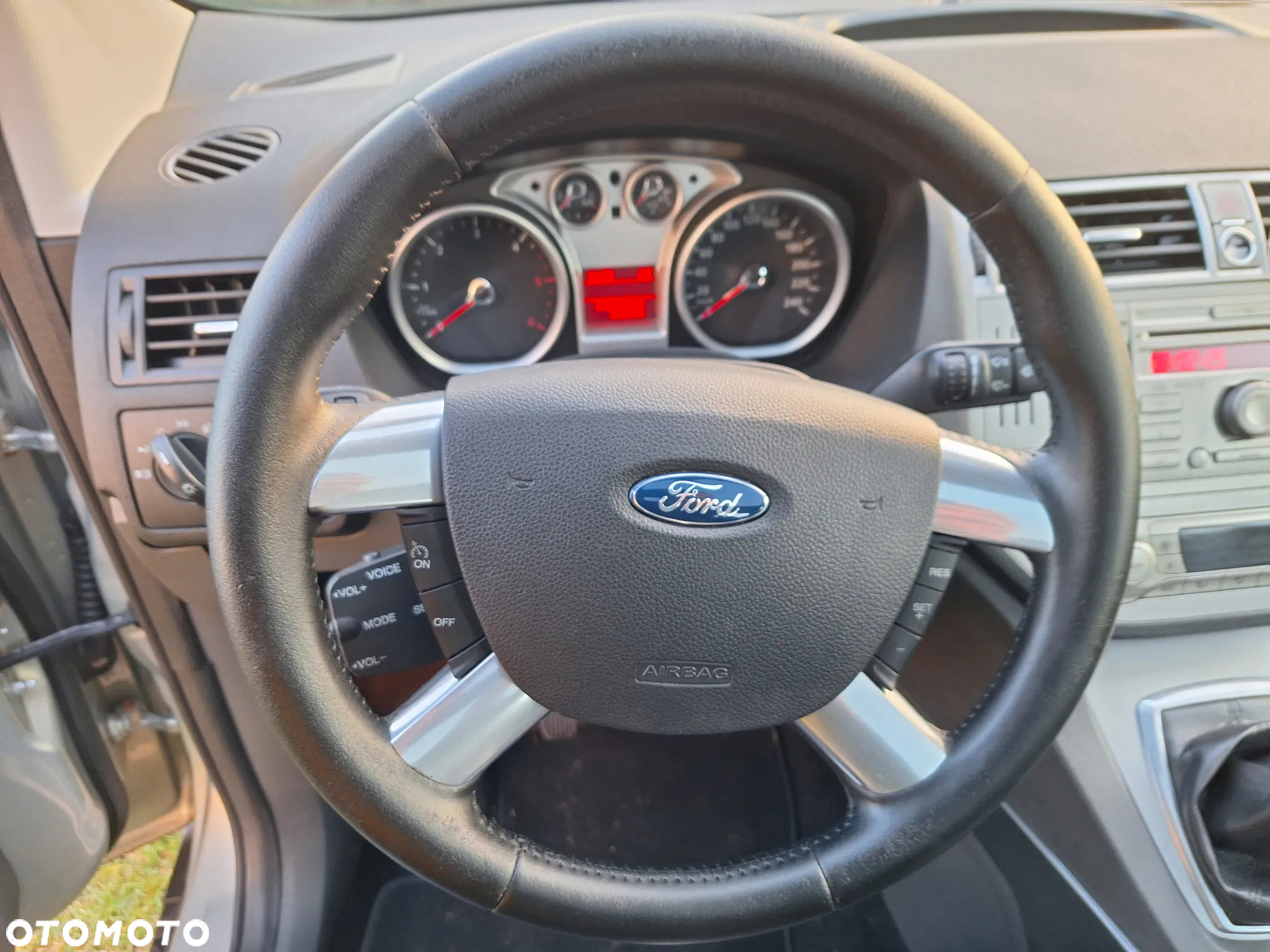 Ford Kuga 2.0 TDCi Titanium S - 25