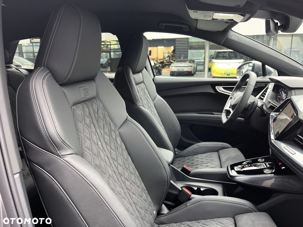 Audi Q4 e-tron - 26