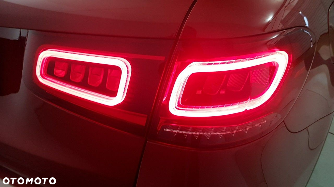 Mercedes-Benz GLC - 16
