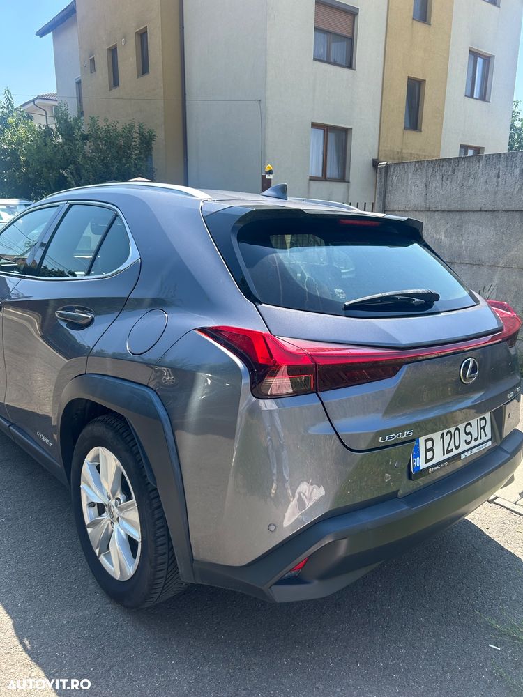 Lexus UX 250h FWD Business - 5