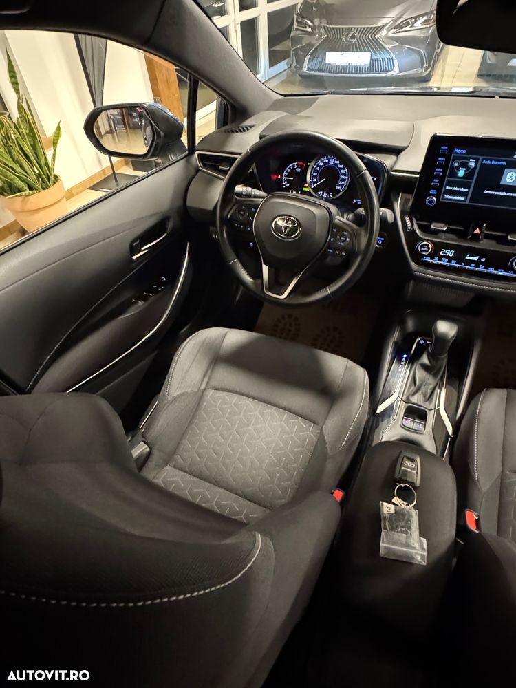 Toyota Corolla 1.8 HSD Dynamic - 12