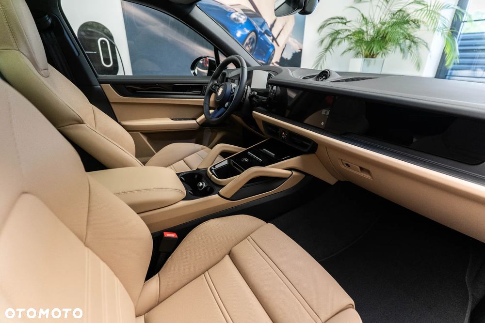 Porsche Cayenne E-Hybrid PHEV Black Edition - 14