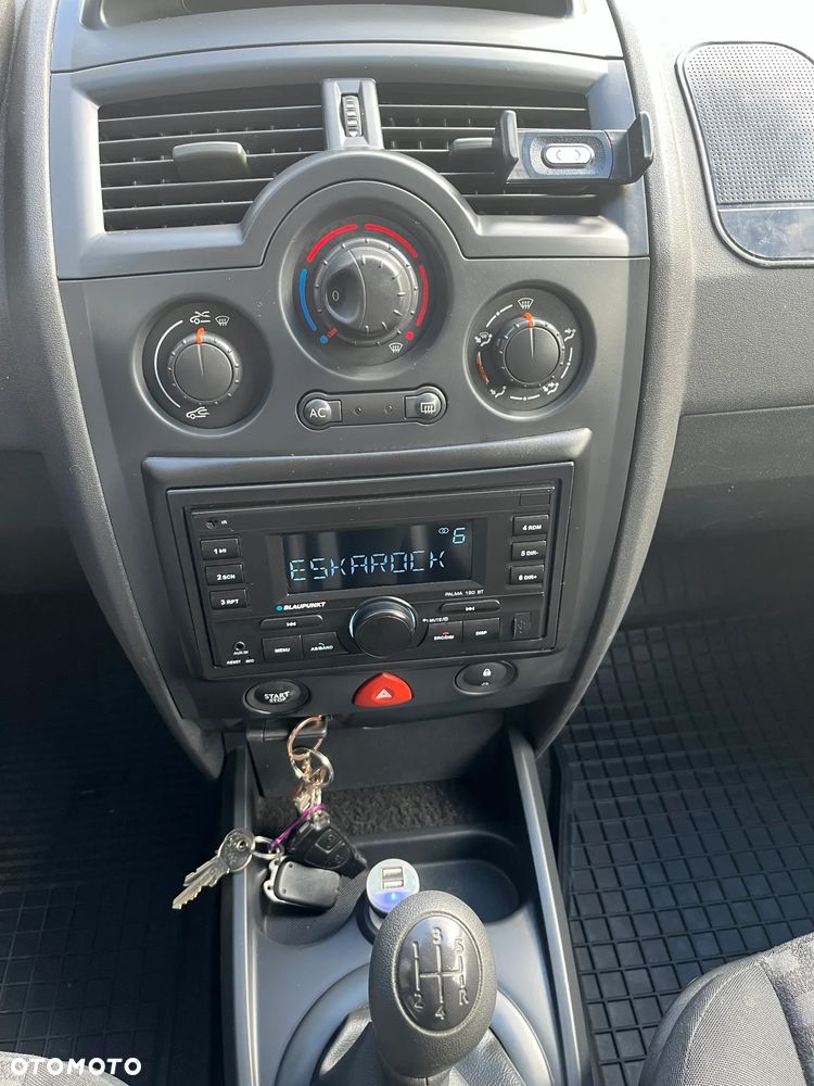 Renault Megane 1.4 16V Authentique - 9