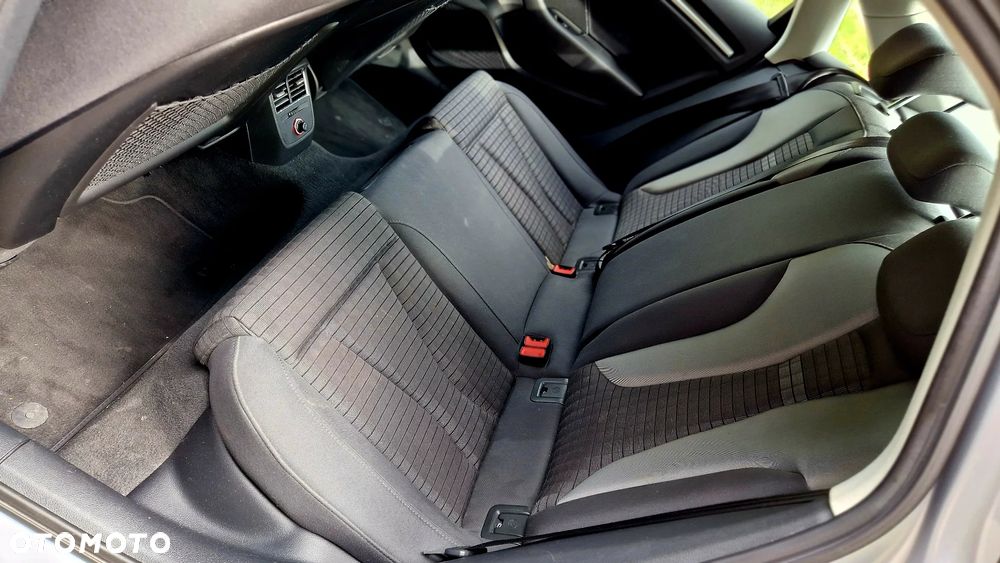 Audi A3 Sportback 1.4 TFSI CoD Sport - 12