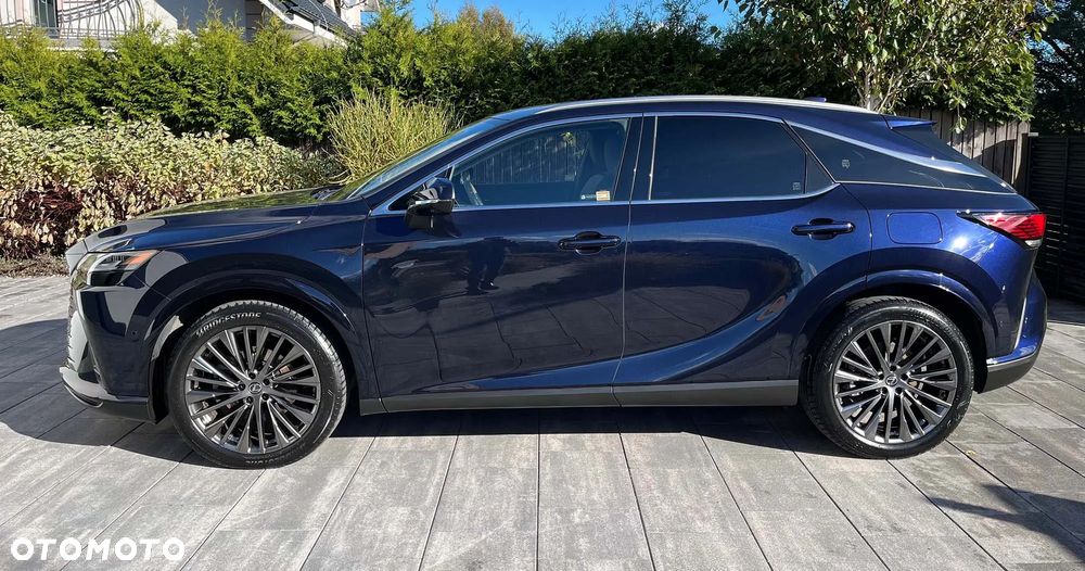 Lexus RX 350h Omotenashi - 2