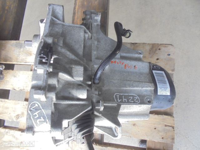 Caixa Velocidades JB1524 RENAULT TWINGO 2013 1.2I 75CV 3P PRETO GASOLINA 5 VELOCIDADES - 1