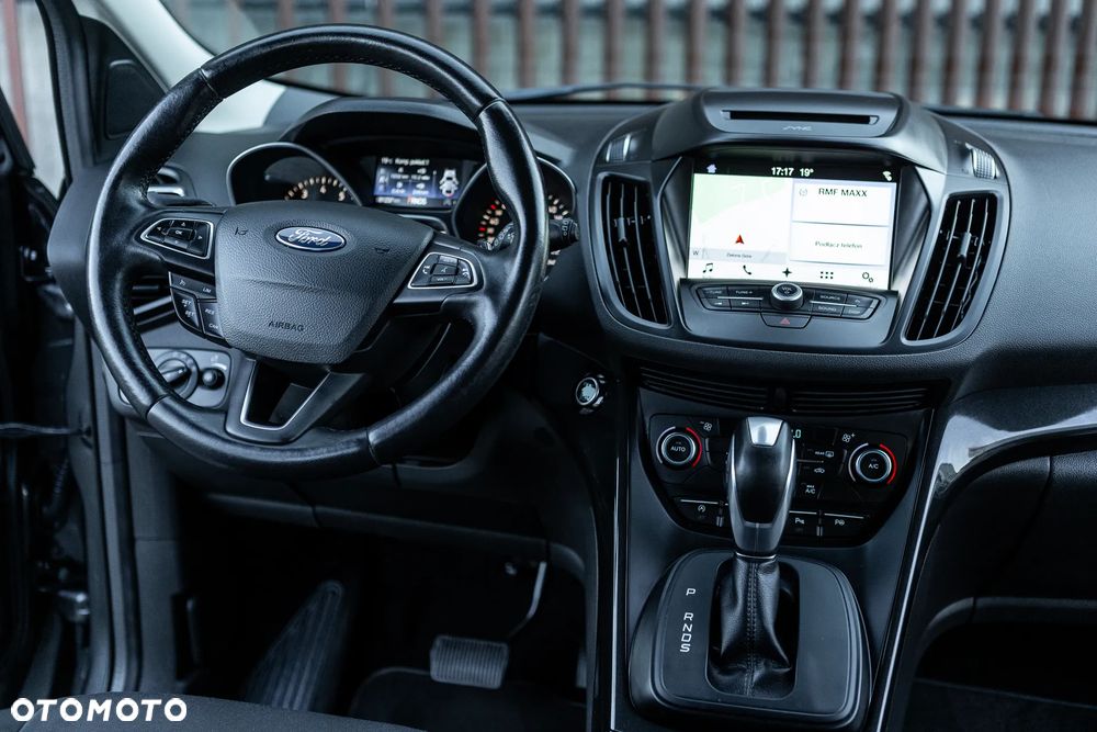 Ford Kuga - 21