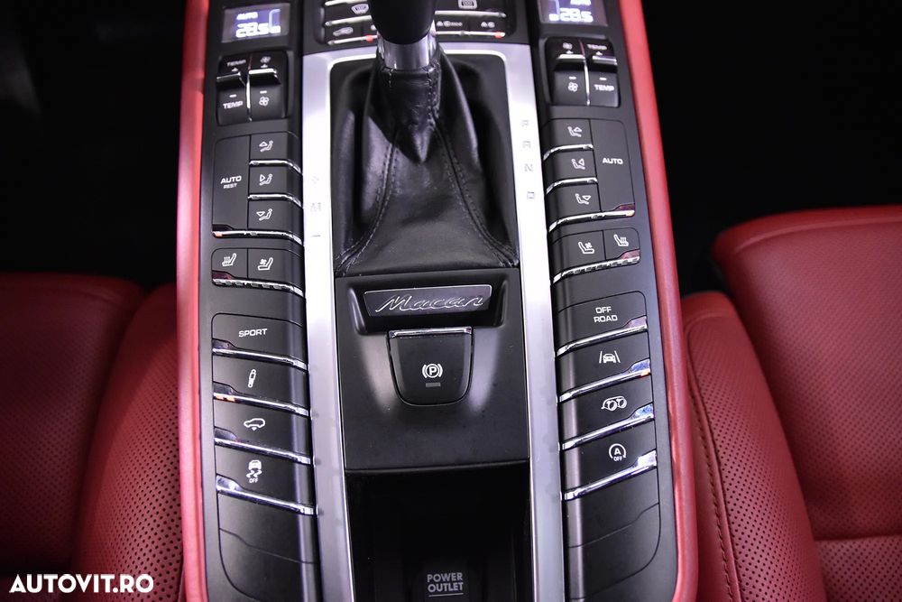 Porsche Macan - 17