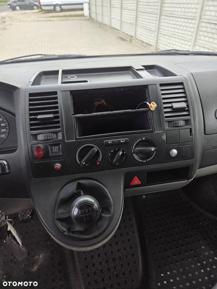 Volkswagen Transporter - 15