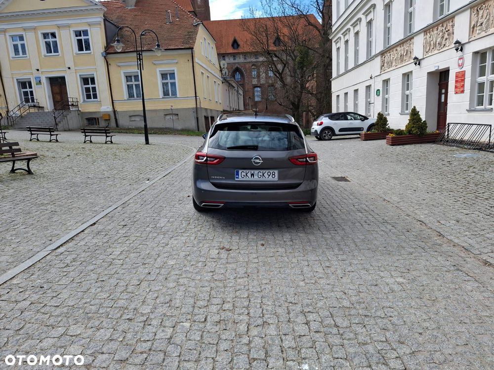 Opel Insignia - 15