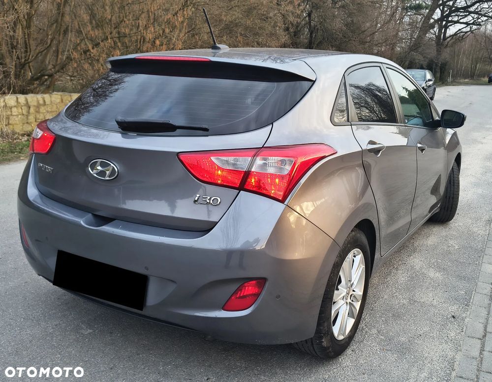 Hyundai i30 1.6 GDI Premium - 9