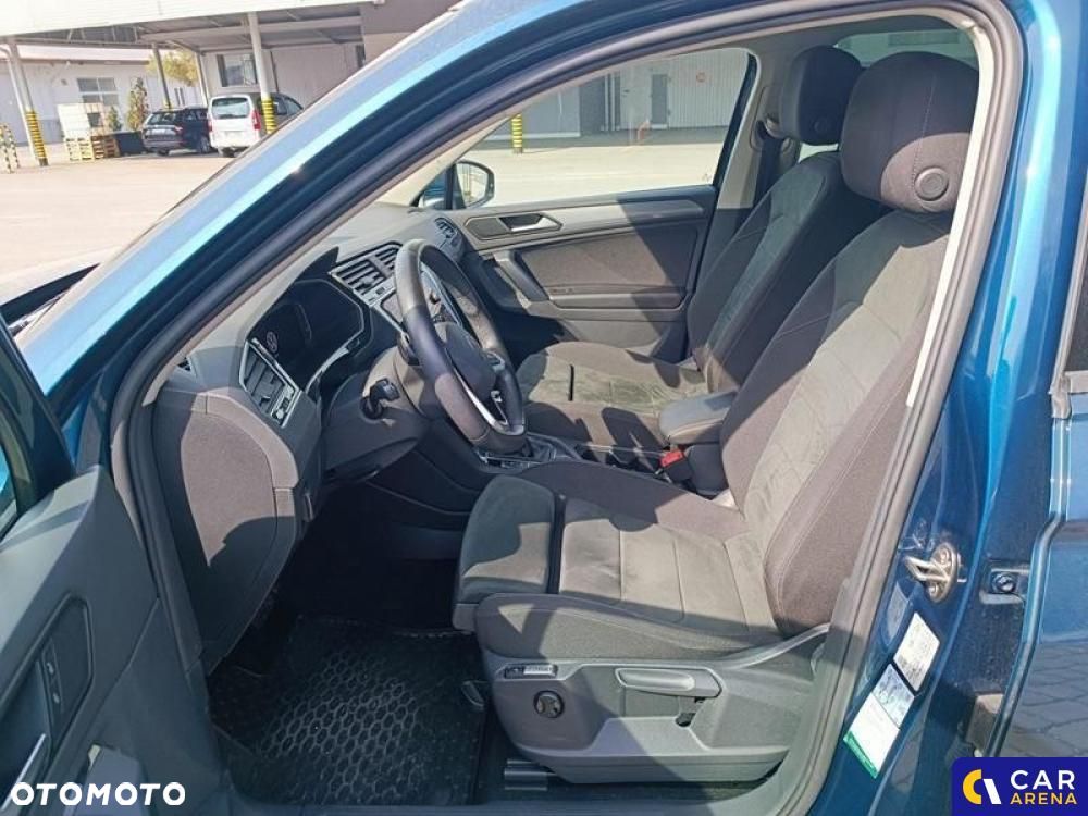 Volkswagen Tiguan - 16