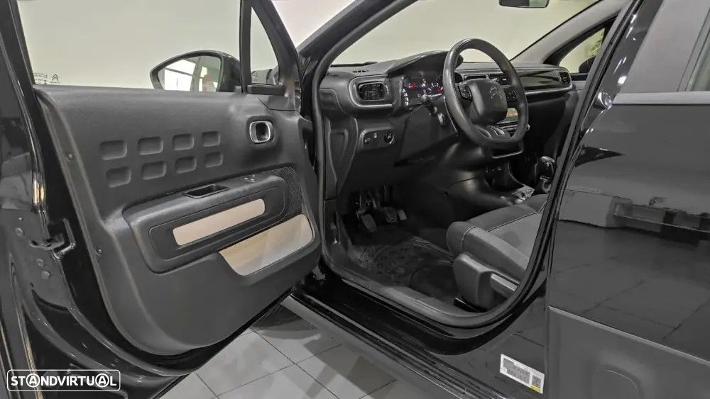 Citroën C3 1.2 PureTech Shine - 16