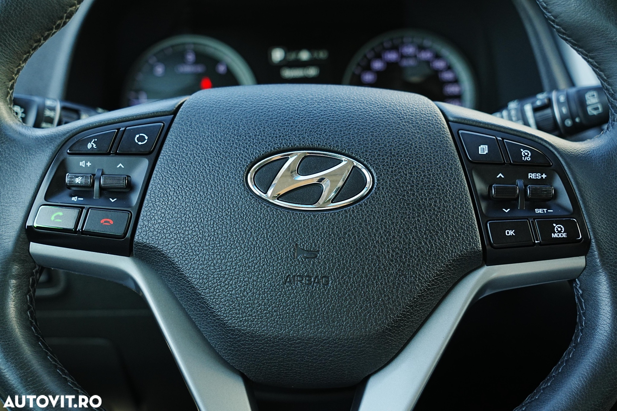 Hyundai Tucson blue 1.7 CRDi 2WD DCT Premium - 22