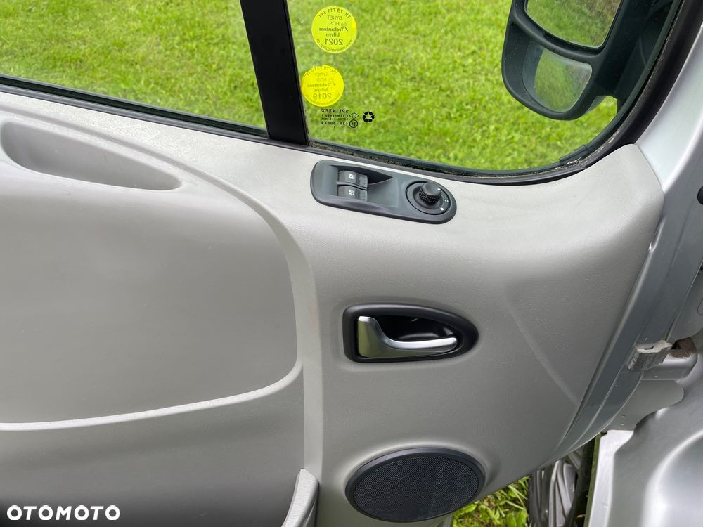 Opel Vivaro L2H1 - 21