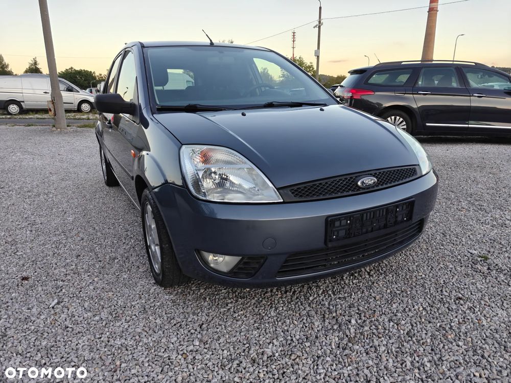 Ford Fiesta - 16