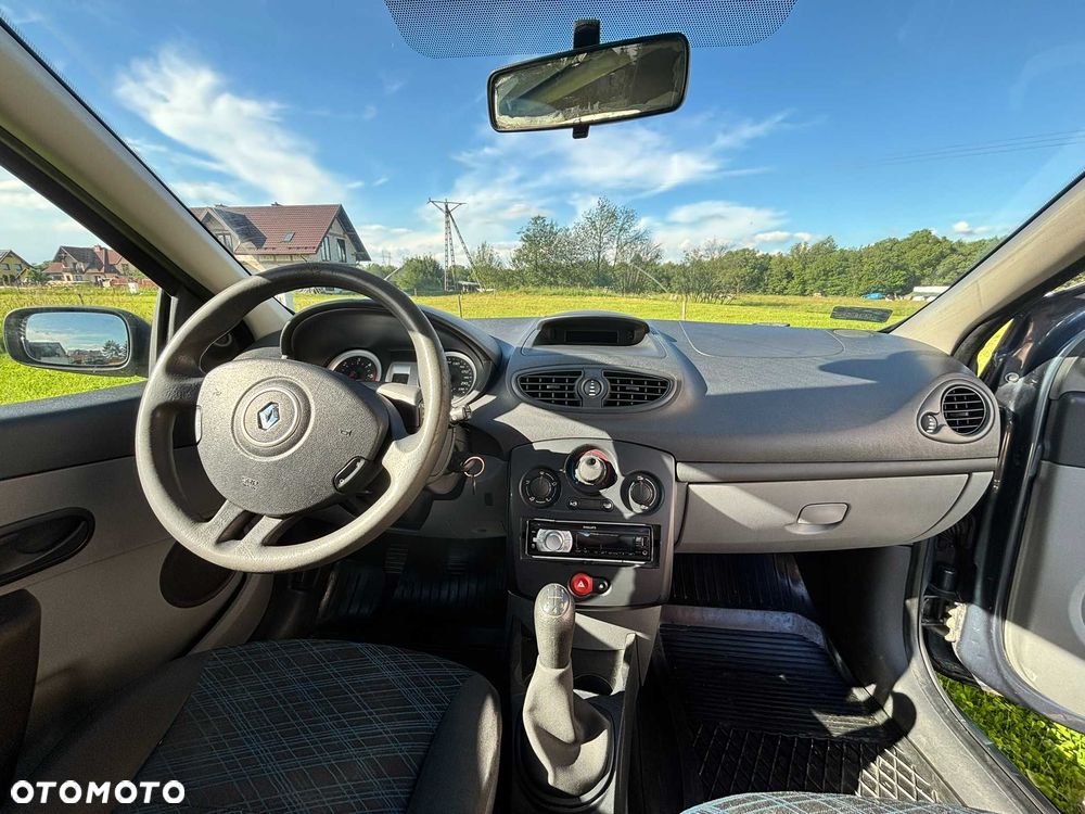 Renault Clio - 5