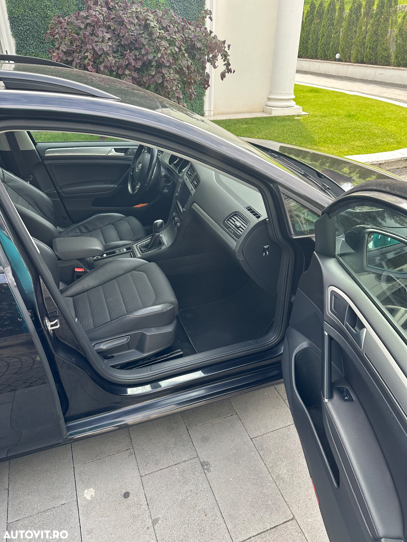 Volkswagen Golf 1.6 TDI DSG BMT Highline - 9