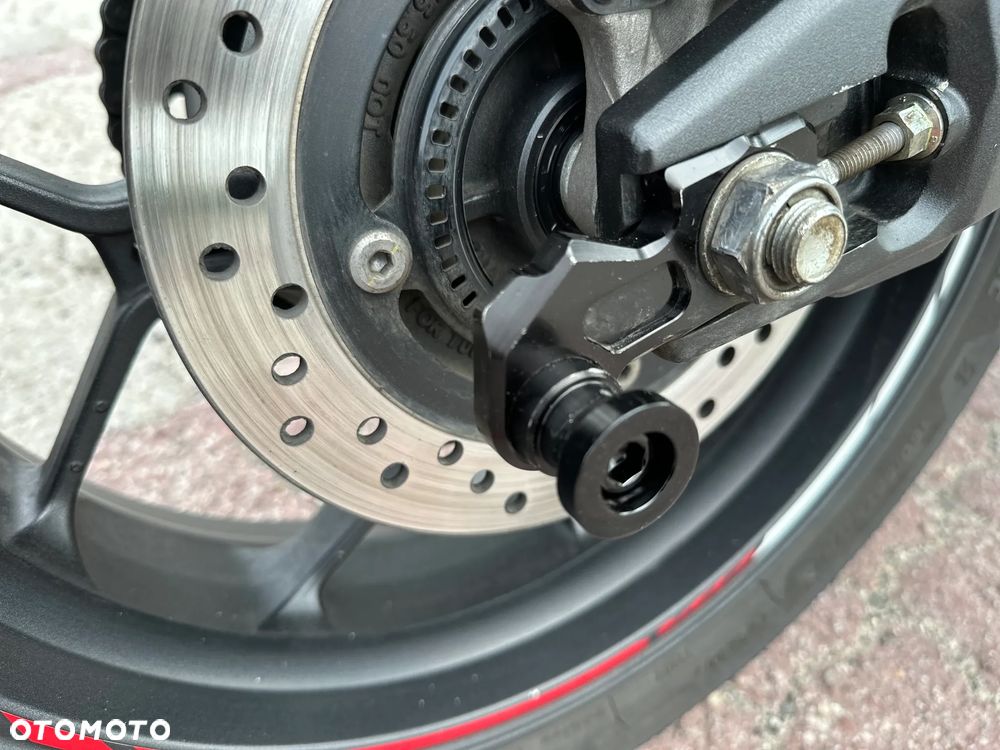 Honda CBR - 16
