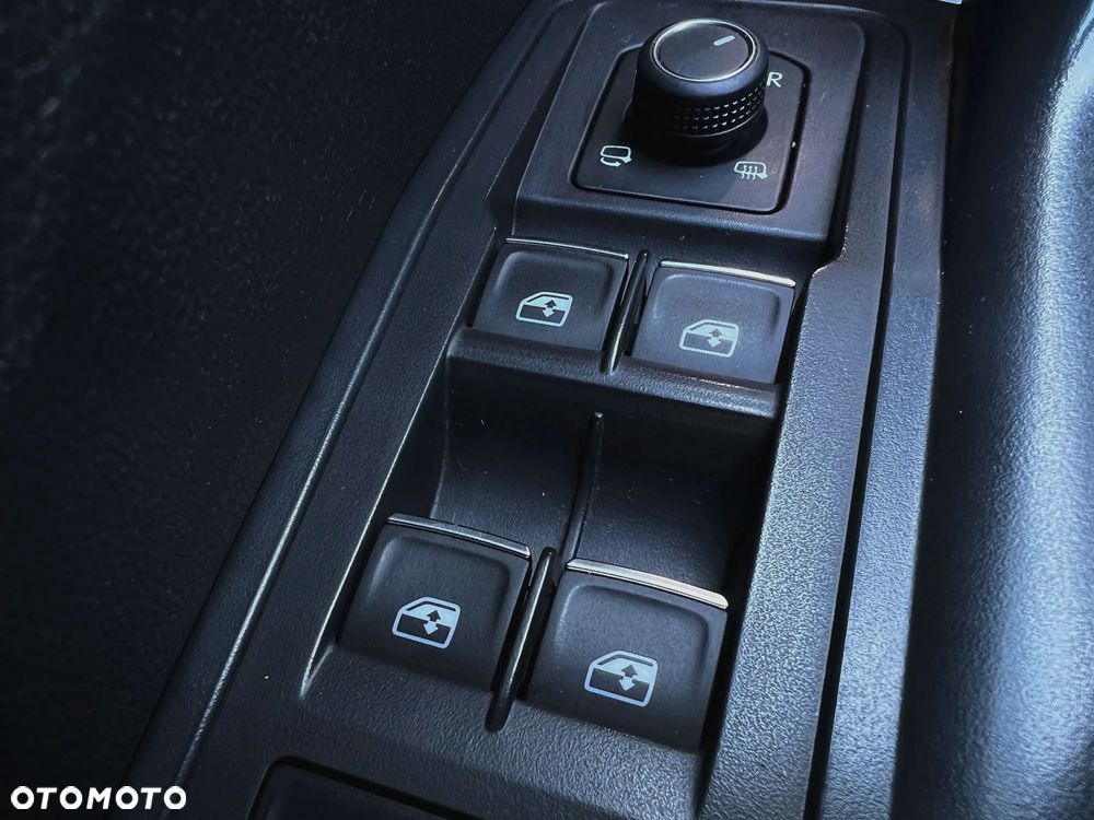 Volkswagen T-Roc 1.5 TSI OPF Style - 33