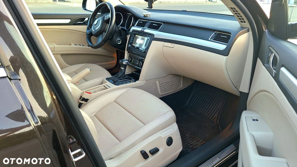 Skoda Superb 2.0 TSI DSG Elegance - 7