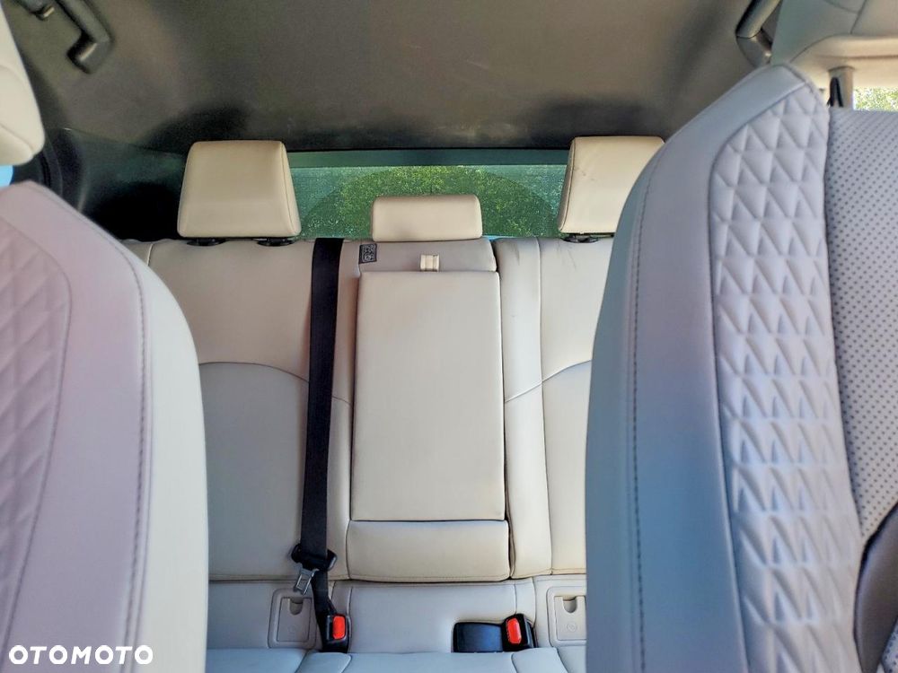 Lexus UX 250h Elegance AWD - 10