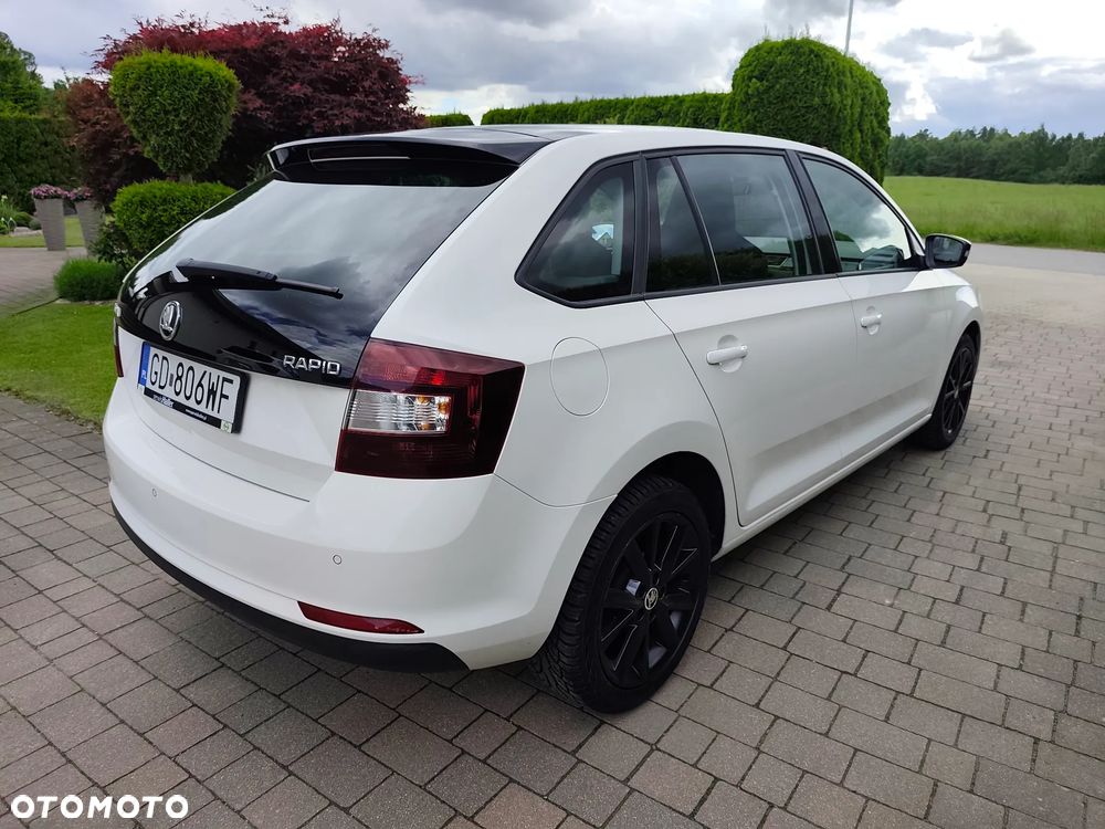 Skoda RAPID 1.2 TSI Emotion Plus DSG - 4
