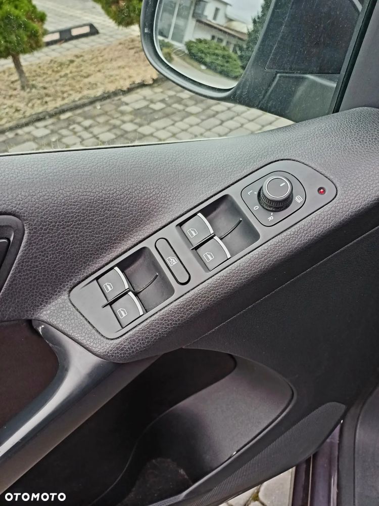 Volkswagen Tiguan - 8