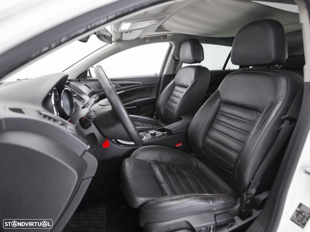Opel Insignia Sports Tourer - 8