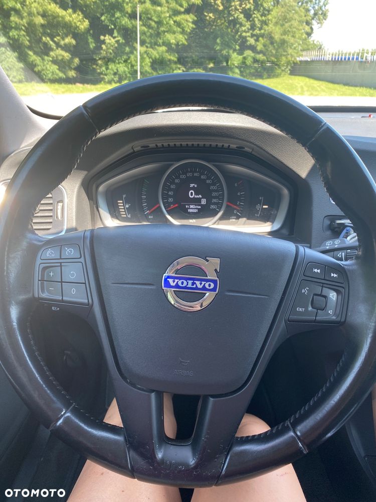 Volvo V60 D2 Edition - 14